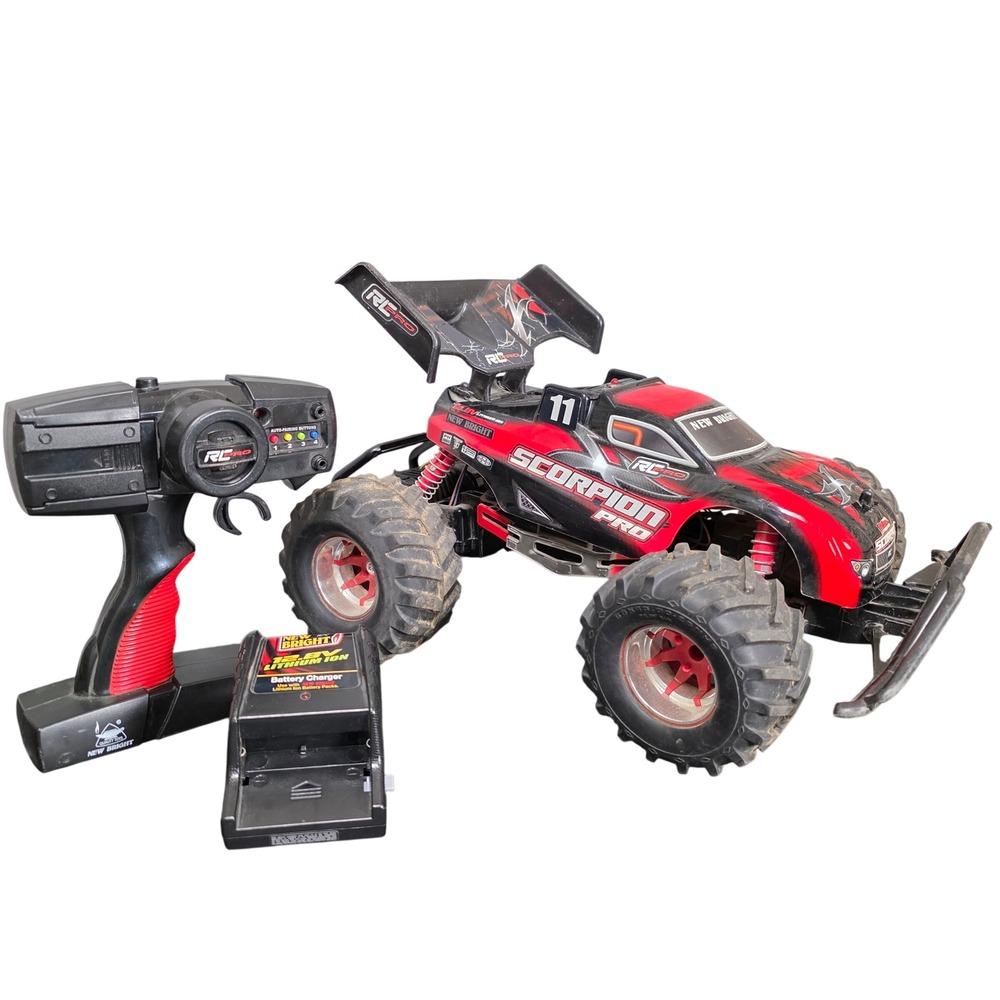 New Bright Scorpion Pro RC Monster Truck 12.8V For Parts As Is Hobby Collectible